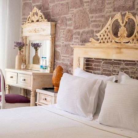 Cunda Mor Limon Otel Ayvalı Zewnętrze zdjęcie