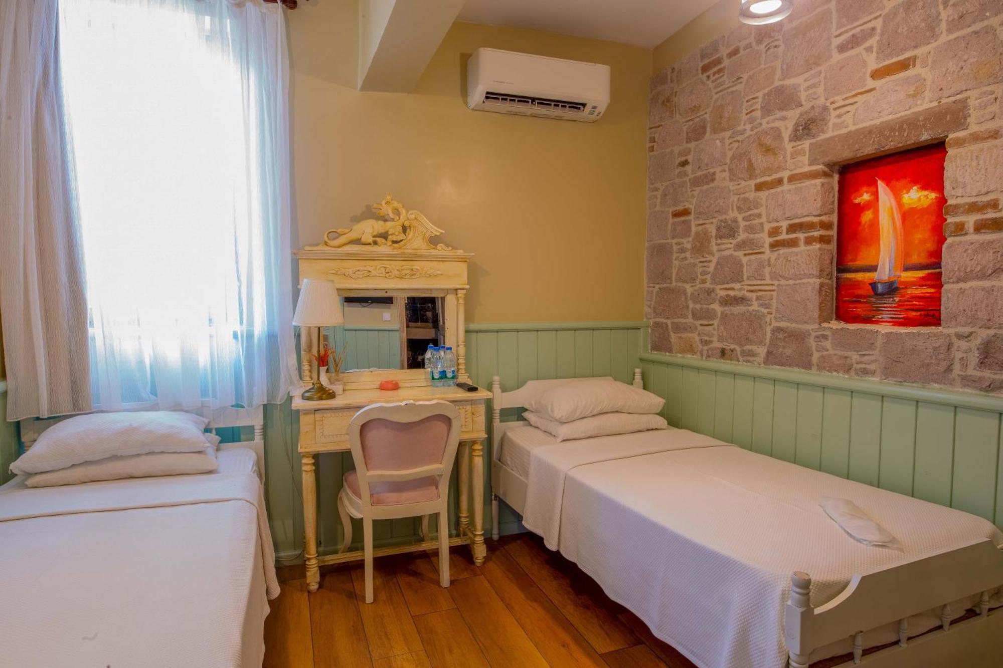Cunda Mor Limon Otel Ayvalı Zewnętrze zdjęcie